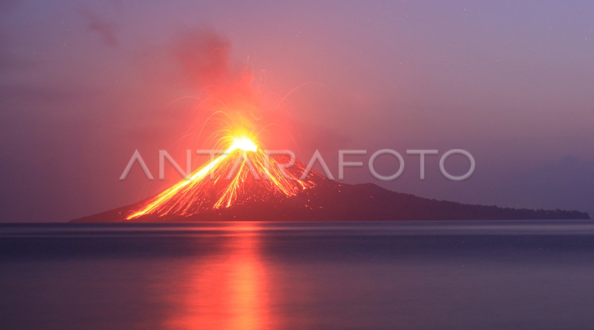 letusan-gunung-anak-krakatau-h0rq-dom